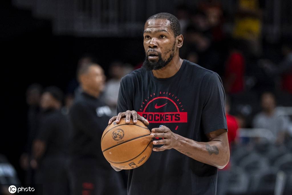KD：我在太阳打中锋队友太矮 高端局中是灾难
